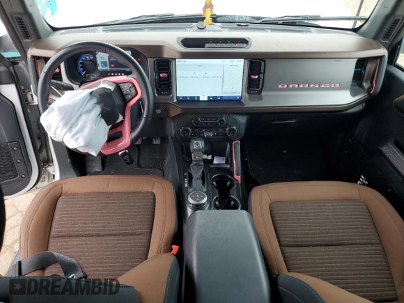 2022 Ford Bronco with VIN 1FMDE5DH5NLA94216, listed as a Copart auction lot 59173445 with 27,626 mi miles and Non repairable. Bid and sale history available at DreamBid. Image 8.