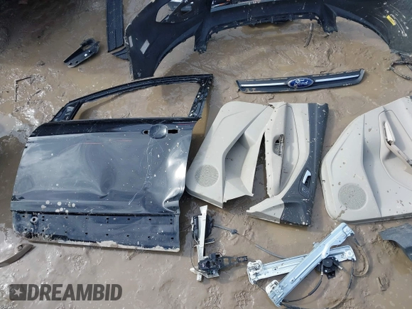 2013 Ford Escape SE с VIN 1FMCU0GX0DUD08753, выставлен на аукционе IAAI как лот 41674828 с пробегом 149 850 миль миль и . История ставок и продаж доступна на DreamBid. Изображение 19.