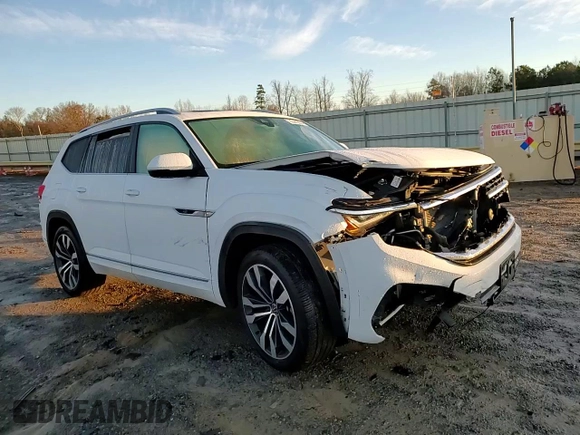 2021 Volkswagen Atlas SEL R-Line with VIN 1V2SR2CA3MC542999, listed as a Copart auction lot 86445984 with 50,131 mi miles and Salvage title. Bid and sale history available at DreamBid. Image 12.