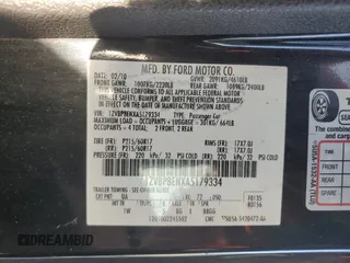 2010 Ford Mustang V6 z VIN 1ZVBP8ENXA5179334, wystawiony jako Copart lot #57404715 z przebiegiem 109 012 mil mil oraz Szkoda całkowita • Salvage title. Historia ofert i sprzedaży dostępna na DreamBid. Obrazek 12.