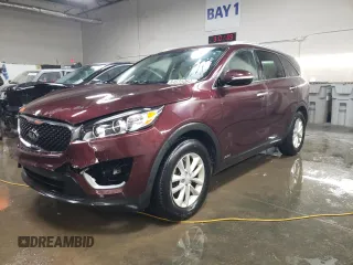2017 Kia Sorento LX with VIN 5XYPGDA38HG262879, listed as a Copart auction lot 84635064 with 100,377 mi miles and Salvage Title. Bid and sale history available at carsss.com. Image 1.
