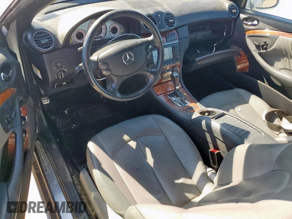 2009 Mercedes-Benz CLK 350 with VIN WDBTK56FX9T109172, listed as a Copart auction lot 46328435 with 137,484 mi miles and Salvage Title. Bid and sale history available at DreamBid. Image 8.