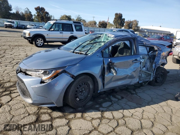 2021 Toyota Corolla LE with VIN 5YFEPMAE4MP267852, listed as a Copart auction lot 49284315 with 27,157 mi miles and Salvage Title. Bid and sale history available at DreamBid. Image 1.