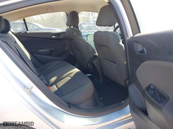 2017 Chevrolet Cruze LT with VIN 1G1BE5SM3H7121365, listed as a IAAI auction lot 41623921 with 130,549 mi miles. Bid and sale history available at carsss.com. Image 8.