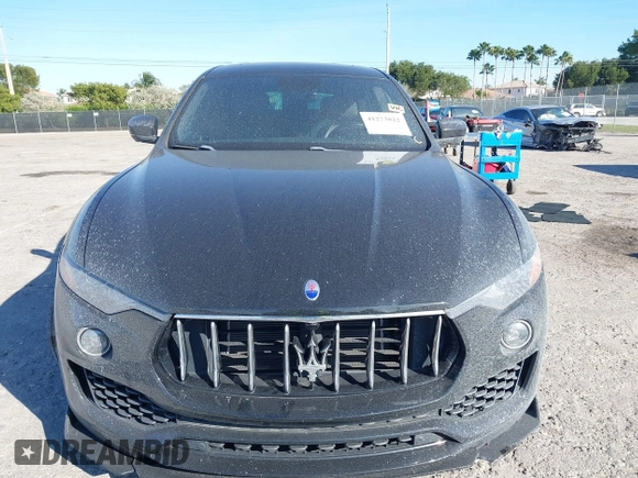 2019 Maserati Levante z VIN ZN661XUA6KX308351, wystawiony jako IAAI lot #41273822 z przebiegiem Nie podano mil oraz . Historia ofert i sprzedaży dostępna na DreamBid. Obrazek 12.