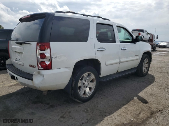 2008 GMC Yukon SLT w/4SB with VIN 1GKFK13028J130216, listed as a Copart auction lot 51933885 with 0 mi miles and Clean Title. Bid and sale history available at carsss.com. Image 3.