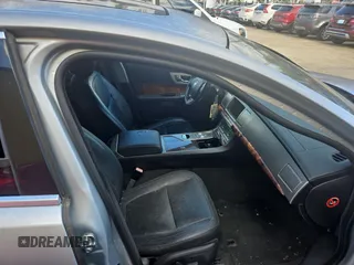 2011 Jaguar XF with VIN SAJWA0FB5BLS00598, listed as a Copart auction lot 82350434 with 0 mi miles and Clean Title. Bid and sale history available at carsss.com. Image 5.