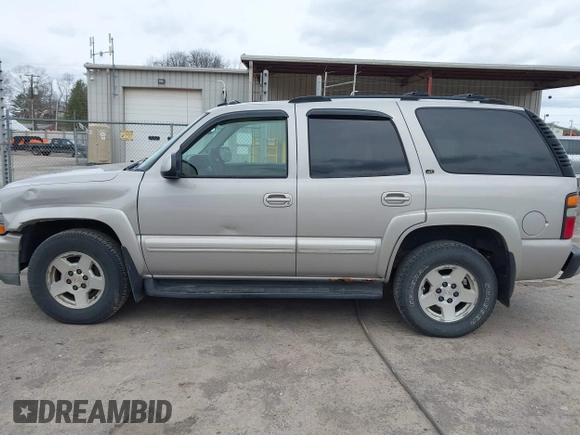 2004 Chevrolet Tahoe LS with VIN 1GNEK13Z74J181914, listed as a IAAI auction lot 41881310 with 213,223 mi miles. Bid and sale history available at carsss.com. Image 14.