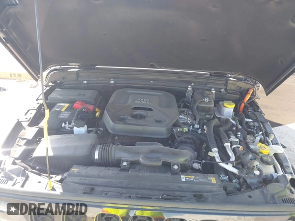 2021 Jeep Wrangler Unlimited Sahara with VIN 1C4JJXP68MW863992, listed as a IAAI auction lot 40618902 with 30,112 mi miles and . Bid and sale history available at DreamBid. Image 10.