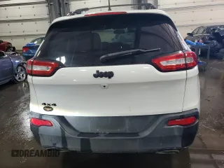 2016 Jeep Cherokee Altitude with VIN 1C4PJMAS6GW312981, listed as a Copart auction lot 84435654 with 56,362 mi miles and Clean title. Bid and sale history available at DreamBid. Image 6.