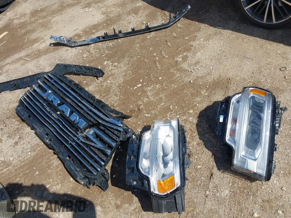 2024 Ram 2500 Laramie с VIN 3C6UR5FL6RG384601, выставлен на аукционе IAAI как лот 41640560 с пробегом 21 330 миль миль и . История ставок и продаж доступна на DreamBid. Изображение 12.