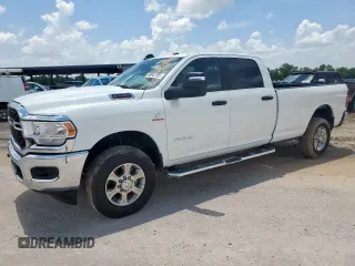 2024 Ram 2500 Big Horn z VIN 3C6UR5JL3RG337551, wystawiony jako Copart lot #64842785 z przebiegiem 12 512 mil mil oraz Czysty tytuł • Clean title. Historia ofert i sprzedaży dostępna na DreamBid. Obrazek 1.