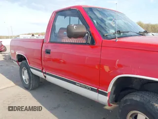 1992 GMC Sierra 1500 with VIN 1GTEK14K6NZ537976, listed as a IAAI auction lot 42036294 with 213,133 mi miles and . Bid and sale history available at DreamBid. Image 6.
