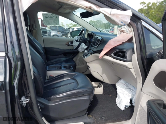 2021 Chrysler Voyager LXI with VIN 2C4RC1DG1MR515709, listed as a IAAI auction lot 41866568 with 93,883 mi miles. Bid and sale history available at carsss.com. Image 5.