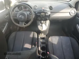 2014 Mazda 2 Sport z VIN JM1DE1KZ5E0183858, wystawiony jako Copart lot #56530305 z przebiegiem 98 347 mil mil oraz Czysty tytuł • Clean title. Historia ofert i sprzedaży dostępna na DreamBid. Obrazek 8.