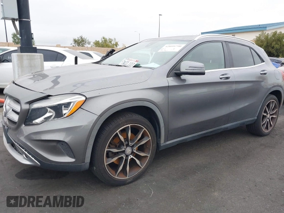 2016 Mercedes-Benz GLA 250 z VIN WDCTG4EB3GJ220886, wystawiony jako IAAI lot #42099790 z przebiegiem 131 012 mil mil oraz . Historia ofert i sprzedaży dostępna na DreamBid. Obrazek 2.