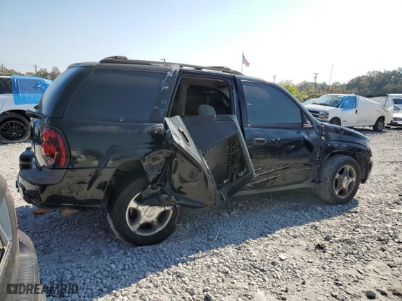 2007 Chevrolet TrailBlazer LS with VIN 1GNDS13S672180170, listed as a Copart auction lot 78263804 with 212,471 mi miles and Salvage Title. Bid and sale history available at carsss.com. Image 3.