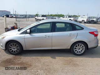 2012 Ford Focus SE with VIN 1FAHP3F22CL115653, listed as a IAAI auction lot 42380304 with 192,639 mi miles and . Bid and sale history available at DreamBid. Image 14.