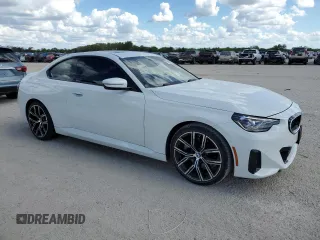 2023 BMW 2 Series 230i z VIN 3MW23CM06P8D67753, wystawiony jako Copart lot #71839884 z przebiegiem 9 900 mil mil oraz Szkoda całkowita • Salvage title. Historia ofert i sprzedaży dostępna na DreamBid. Obrazek 4.
