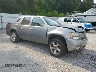 2008 Chevrolet Avalanche 2LT with VIN 3GNFK12318G107218, listed as a Copart auction lot 61583895 with Not provided miles and Salvage title. Bid and sale history available at DreamBid. Image 4.