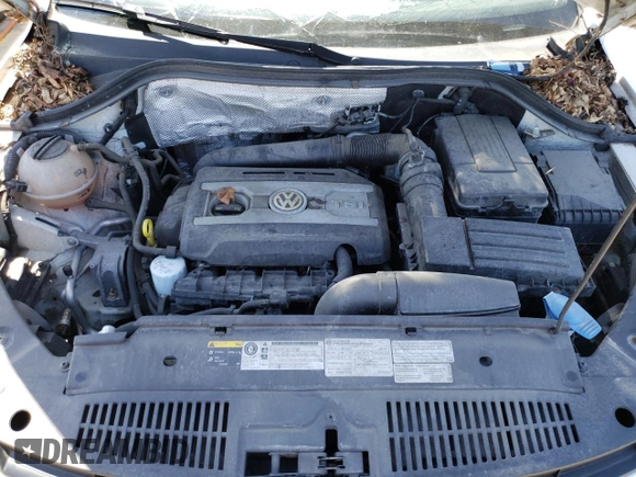 2016 Volkswagen Tiguan R-Line with VIN WVGBV7AX1GW593028, listed as a Copart auction lot 57425084 with Not Provided miles and Salvage Title. Bid and sale history available at DreamBid. Image 12.