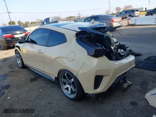 2019 Hyundai Veloster Turbo R-Spec with VIN KMHTH6ABXKU015198, listed as a IAAI auction lot 41013929 with 79,724 mi miles. Bid and sale history available at carsss.com. Image 3.