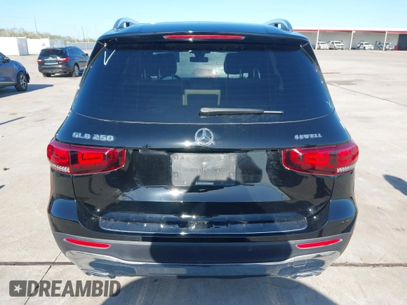 2023 Mercedes-Benz GLB 250 z VIN W1N4M4GB7PW265227, wystawiony jako IAAI lot #41863342 z przebiegiem 31 452 mil mil oraz . Historia ofert i sprzedaży dostępna na DreamBid. Obrazek 16.