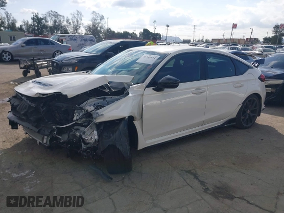 2024 Honda Civic Type R z VIN JHMFL5G42RX003041, wystawiony jako IAAI lot #41548644 z przebiegiem 7 395 mil mil oraz . Historia ofert i sprzedaży dostępna na DreamBid. Obrazek 18.