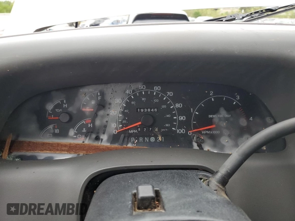 2000 Ford F-250 XL with VIN 1FTNW21F0YED33588, listed as a Copart auction lot 52149285 with 193,846 mi miles and Non repairable. Bid and sale history available at DreamBid. Image 9.