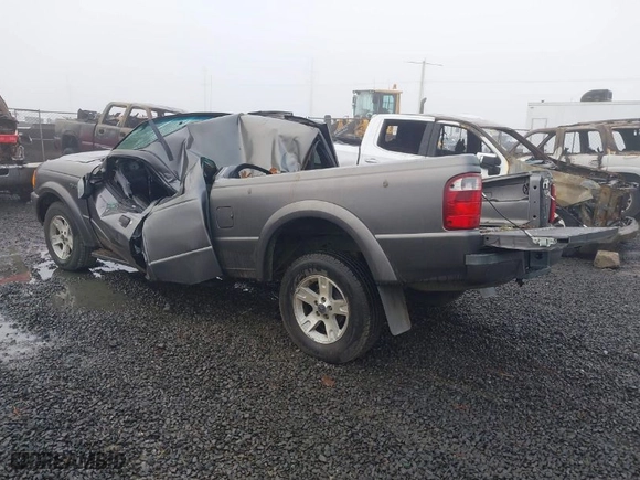 2005 Ford Ranger XLT with VIN 1FTYR44UX5PA77292, listed as a IAAI auction lot 41262224 with 1 mi miles. Bid and sale history available at carsss.com. Image 3.