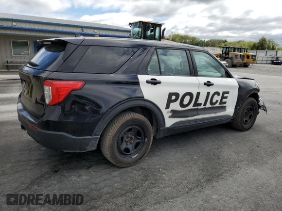 2020 Ford Police Interceptor Utility z VIN 1FM5K8AB3LGC13935, wystawiony jako Copart lot #56935805 z przebiegiem 88 012 mil mil oraz Szkody całkowita. Historia ofert i sprzedaży dostępna na DreamBid. Obrazek 3.