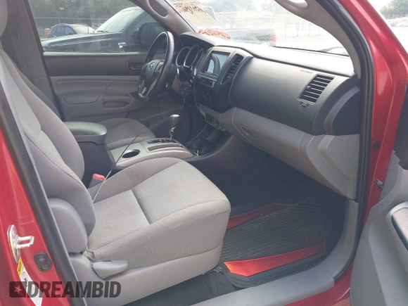 2014 Toyota Tacoma with VIN 3TMMU4FN8EM068048, listed as a IAAI auction lot 42633506 with 126,339 mi miles and . Bid and sale history available at DreamBid. Image 5.