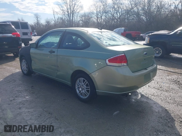 2008 Ford Focus SE with VIN 1FAHP33N08W140376, listed as a IAAI auction lot 41661418 with 174,630 mi miles. Bid and sale history available at carsss.com. Image 3.