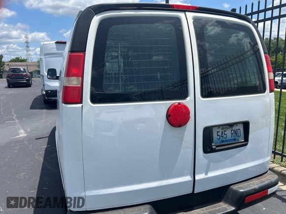 2014 Chevrolet Express Cargo с VIN 1GCSGAFX5E1168488, выставлен на аукционе IAAI как лот 42619728 с пробегом 286 775 миль миль и . История ставок и продаж доступна на DreamBid. Изображение 15.