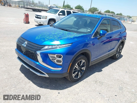 2025 Mitsubishi Eclipse Cross SE with VIN JA4ATWAA5SZ008772, listed as a IAAI auction lot 42677253 with 13,042 mi miles and . Bid and sale history available at DreamBid. Image 2.