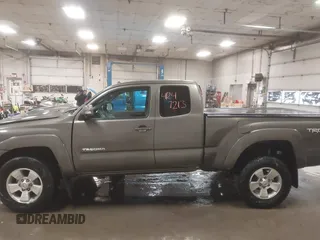 2013 Toyota Tacoma with VIN 5TFUU4EN3DX055489, listed as a IAAI auction lot 41247213 with 58,570 mi miles and . Bid and sale history available at DreamBid. Image 15.