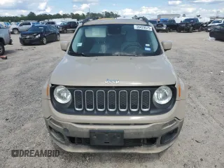 2015 Jeep Renegade Latitude with VIN ZACCJABT0FPB53850, listed as a Copart auction lot 56429575 with 135,241 mi miles and Clean Title. Bid and sale history available at DreamBid. Image 5.