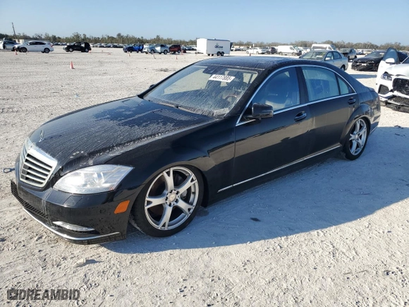 2013 Mercedes-Benz S-Class S 550 with VIN WDDNG7DB3DA527588, listed as a Copart auction lot 44117885 with 92,417 mi miles and Clean Title. Bid and sale history available at carsss.com. Image 1.