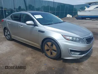 2013 Kia Optima EX с VIN KNAGM4AD8D5045320, выставлен на аукционе IAAI как лот 42679601 с пробегом 172 859 миль миль и . История ставок и продаж доступна на DreamBid. Изображение 1.