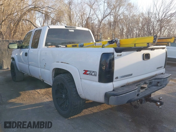 2004 Chevrolet Silverado 1500 Z71 with VIN 1GCEK19T94E401056, listed as a IAAI auction lot 41796330 with 301,264 mi miles and . Bid and sale history available at DreamBid. Image 3.