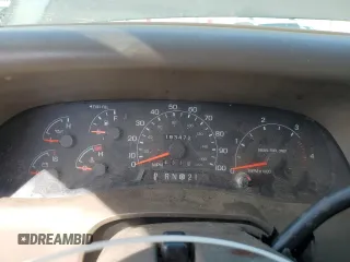 2000 Ford F-250 XL с VIN 1FTNX21FXYEC15481, выставлен на аукционе Copart как лот 50912345 с пробегом 193 472 миль миль и На запчасти • Non repairable. История ставок и продаж доступна на DreamBid. Изображение 9.