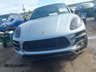 2015 Porsche Macan Turbo z VIN WP1AF2A5XFLB95717, wystawiony jako IAAI lot #41354991 z przebiegiem 122 663 mil mil oraz . Historia ofert i sprzedaży dostępna na DreamBid. Obrazek 12.