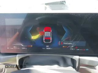 2023 BMW 3 Series 330i с VIN 3MW69FF08P8C94593, выставлен на аукционе IAAI как лот 42082752 с пробегом 36 066 миль миль и . История ставок и продаж доступна на DreamBid. Изображение 7.