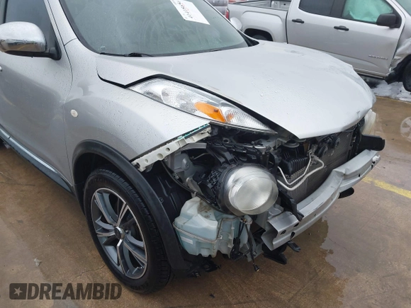 2011 Nissan Juke SV with VIN JN8AF5MR2BT016523, listed as a IAAI auction lot 41418656 with 100,957 mi miles and . Bid and sale history available at carsss.com. Image 6.