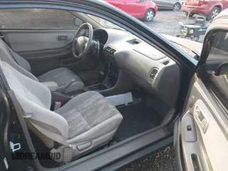 2001 Acura Integra LS with VIN JH4DC44591S002050, listed as a IAAI auction lot 41424405 with 239,485 mi miles. Bid and sale history available at carsss.com. Image 5.