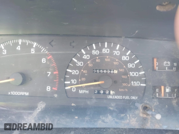 1990 Toyota Pickup SR5 z VIN JT4VN13G7L5019822, wystawiony jako IAAI lot #42194555 z przebiegiem 255 628 mil mil oraz . Historia ofert i sprzedaży dostępna na DreamBid. Obrazek 7.