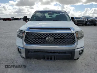 2018 Toyota Tundra 2WD SR5 with VIN 5TFEY5F12JX233799, listed as a Copart auction lot 82091024 with 105,972 mi miles and Non Repairable. Bid and sale history available at carsss.com. Image 5.