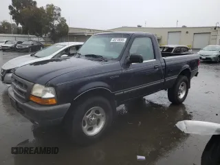 2000 Ford Ranger XL with VIN 1FTYR10V5YPB12533, listed as a Copart auction lot 45210895 with 166,936 mi miles and Clean Title. Bid and sale history available at carsss.com. Image 1.