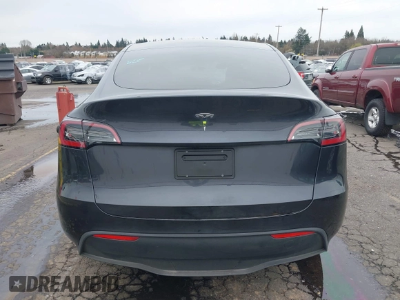 2024 Tesla Model Y с VIN 7SAYGDED6RF102745, выставлен на аукционе IAAI как лот 41824709 с пробегом 13 842 миль миль и . История ставок и продаж доступна на DreamBid. Изображение 16.