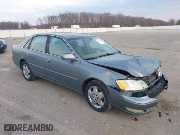 2003 Toyota Avalon XL with VIN 4T1BF28B43U314526, listed as a IAAI auction lot 41887173 with 224,547 mi miles and . Bid and sale history available at carsss.com. Image 1.